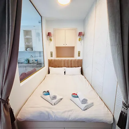 Pratum Pink&blue - 2 Glamour Z Widokiem Na Jezioro Lejlighed Mikołajki